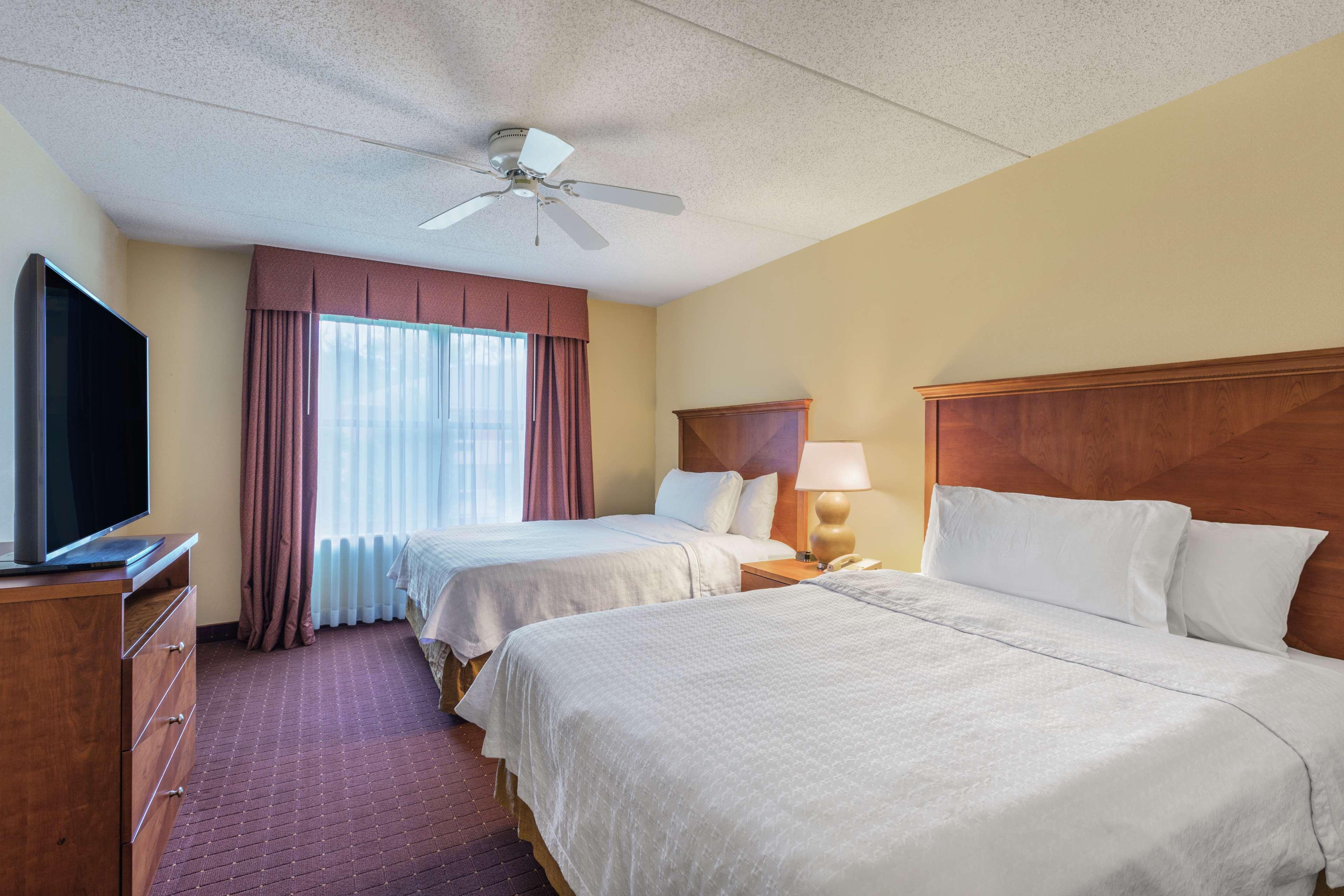 Homewood Suites By Hilton Newark-Wilmington South Area Екстериор снимка