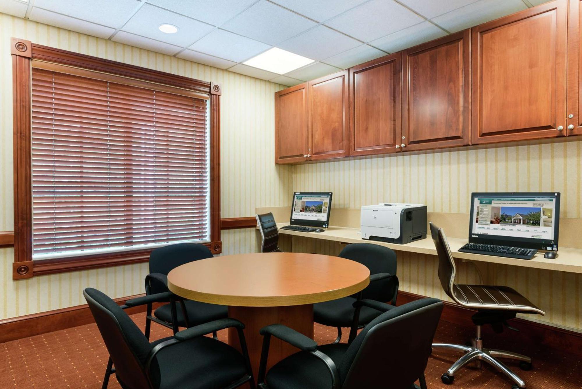 Homewood Suites By Hilton Newark-Wilmington South Area Екстериор снимка
