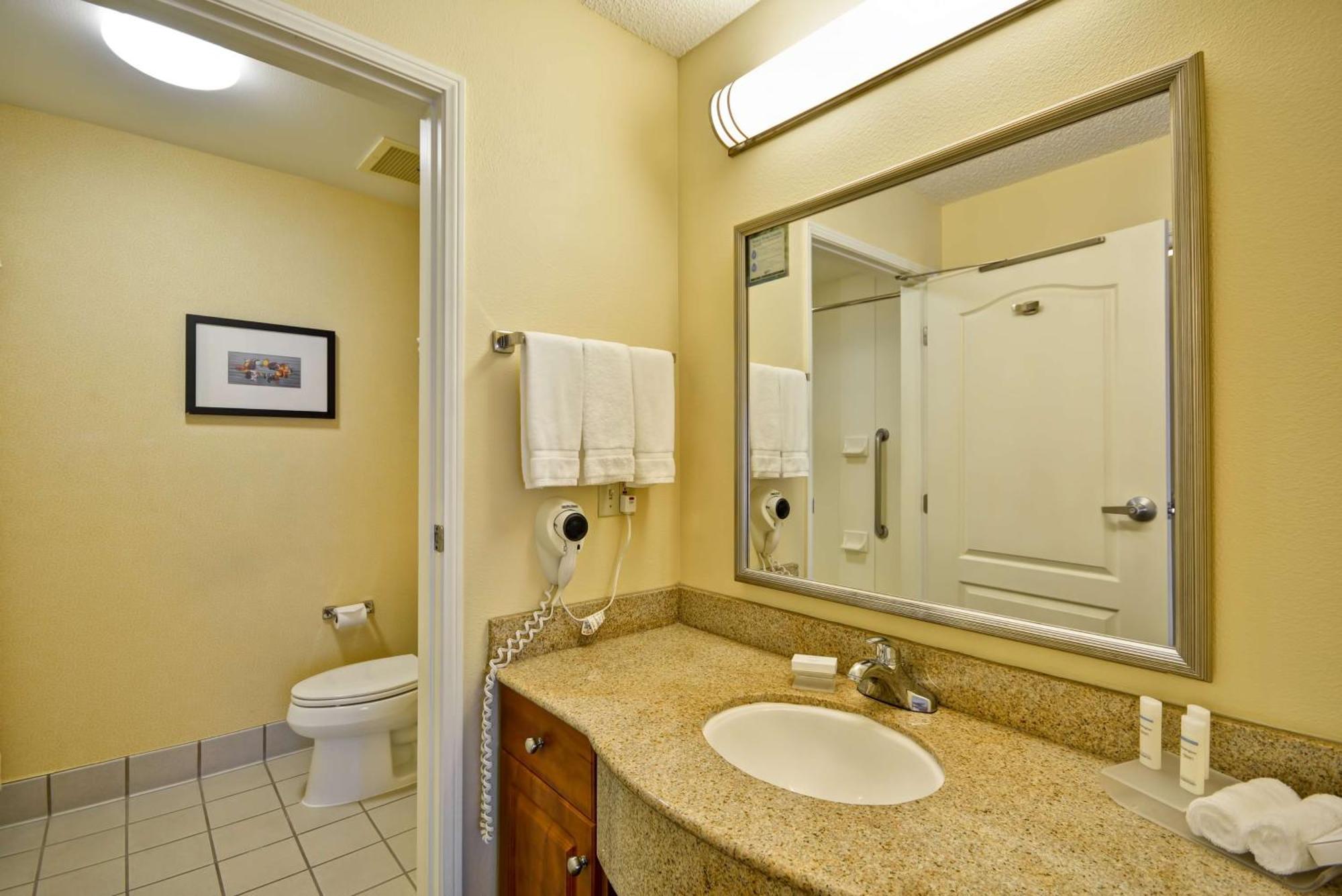 Homewood Suites By Hilton Newark-Wilmington South Area Екстериор снимка