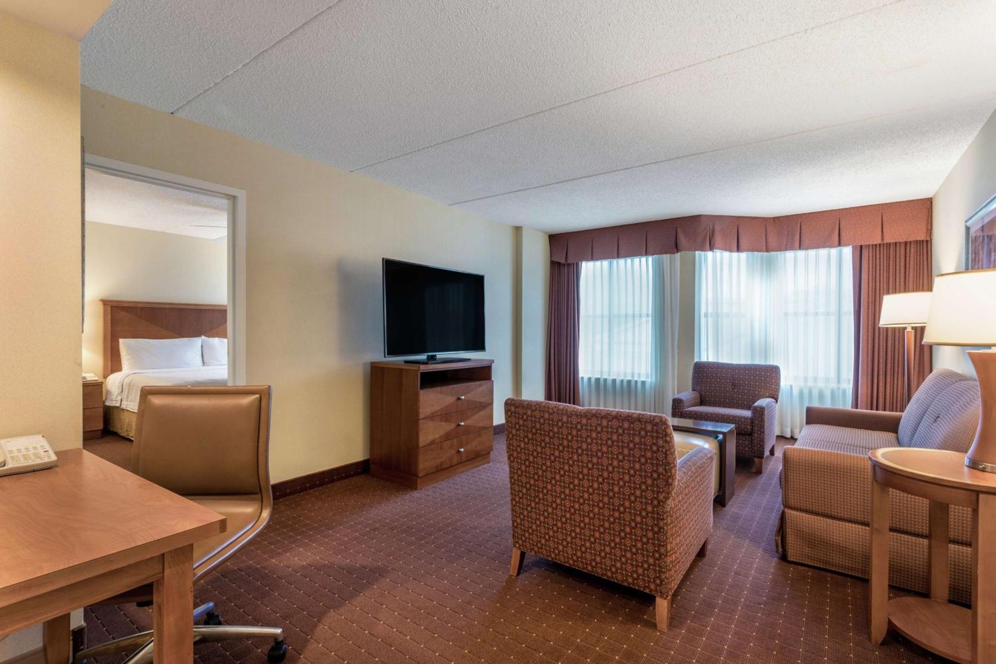 Homewood Suites By Hilton Newark-Wilmington South Area Екстериор снимка