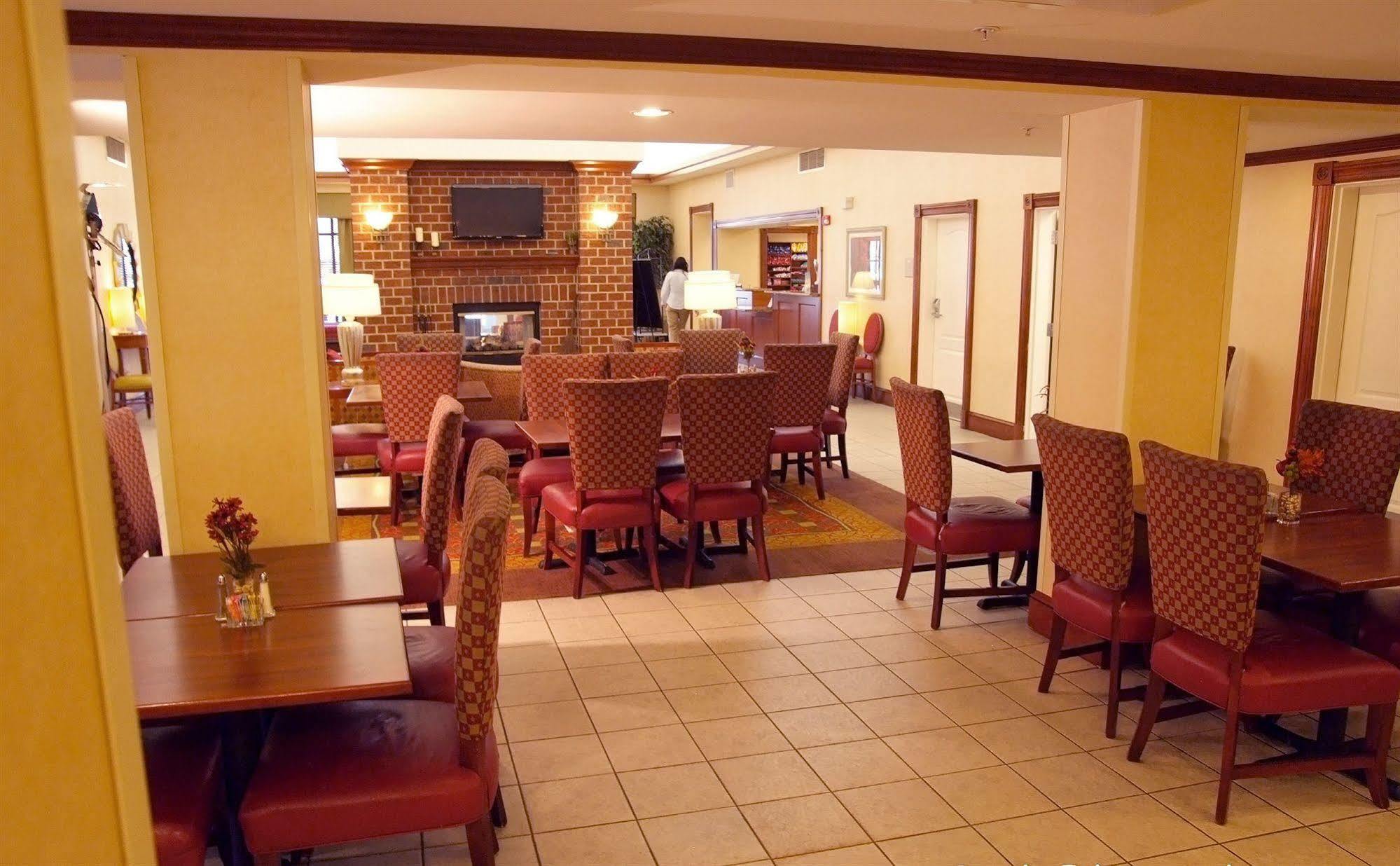 Homewood Suites By Hilton Newark-Wilmington South Area Екстериор снимка